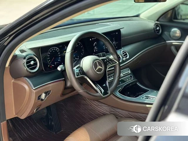 Mercedes-Benz E-class id 4256517 из Китая 8
