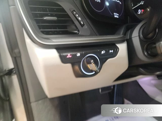 Porsche 911(992) id 4280221 из Кореи 18