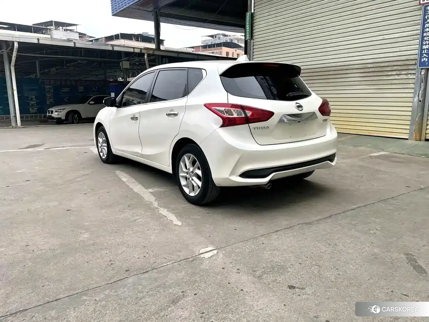 Nissan Tiida id 4548364 из Китая 17
