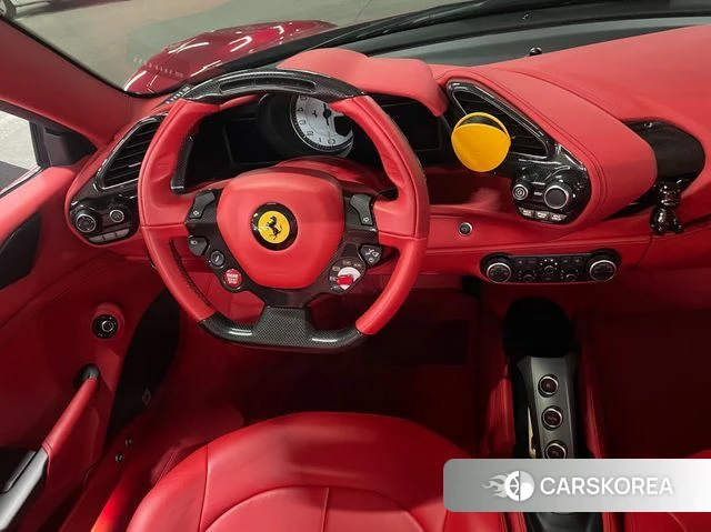 Ferrari 488 Spider id 4496818 из Кореи 9