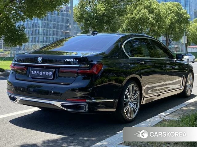 BMW 7 series id 4278256 из Китая 17
