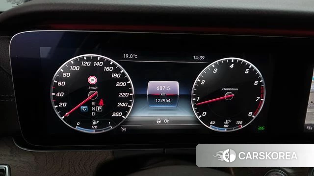 Mercedes-Benz E-Class W213 id 4245889 из Кореи 18