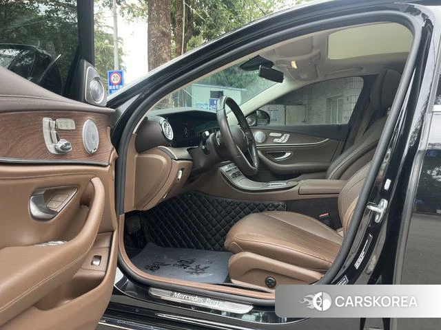 Mercedes-Benz E-class id 4272018 из Китая 8