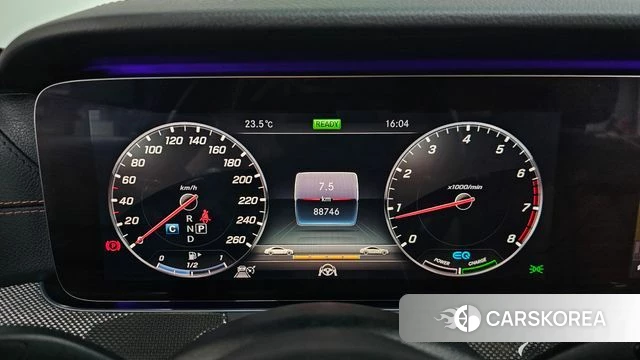 Mercedes-Benz E-Class W213 id 4384399 из Кореи 37