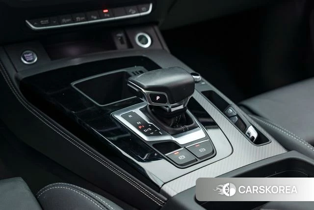 Audi Q5L id 4261963 из Китая 24