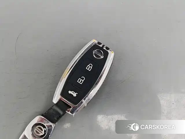 Nissan Altima id 4553964 из Китая 17