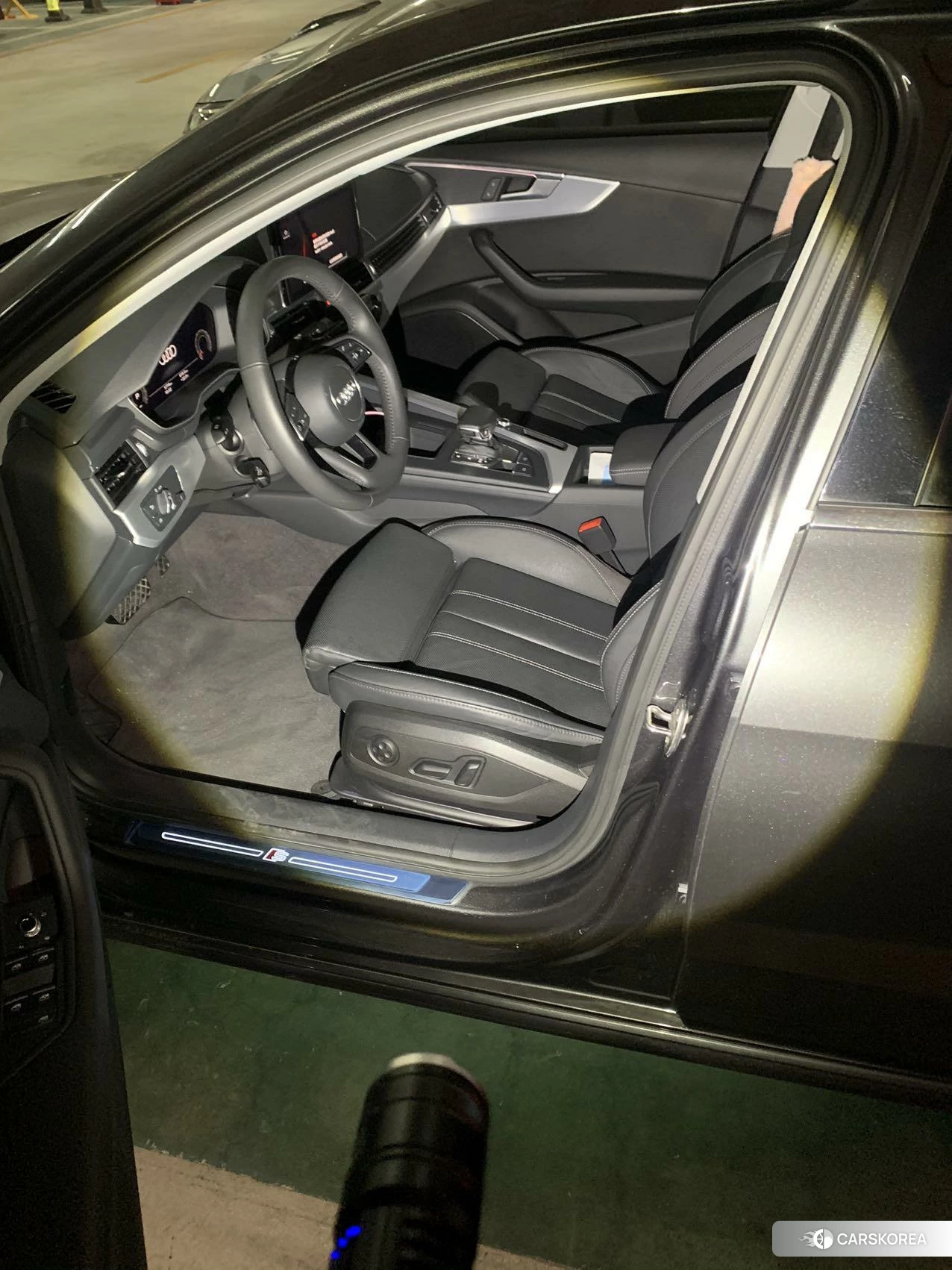Audi A4L id 4405731 из Китая 8