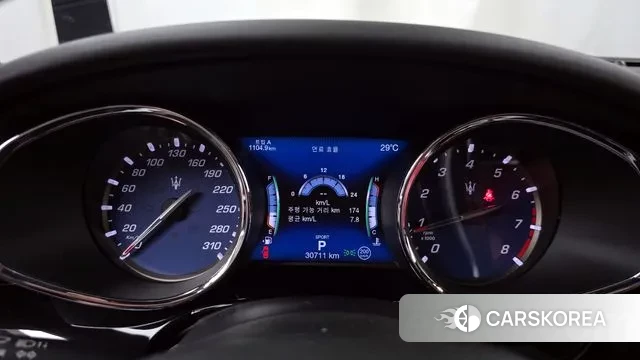 Maserati Quattroporte id 3090745 из Кореи 18