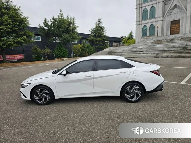 Hyundai The New Avante (CN7) id 4194459 из Кореи 18