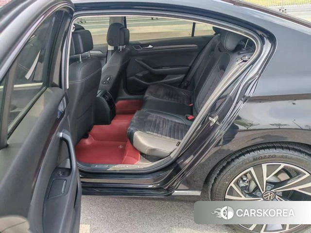 Volkswagen Magotan id 4297921 из Китая 8