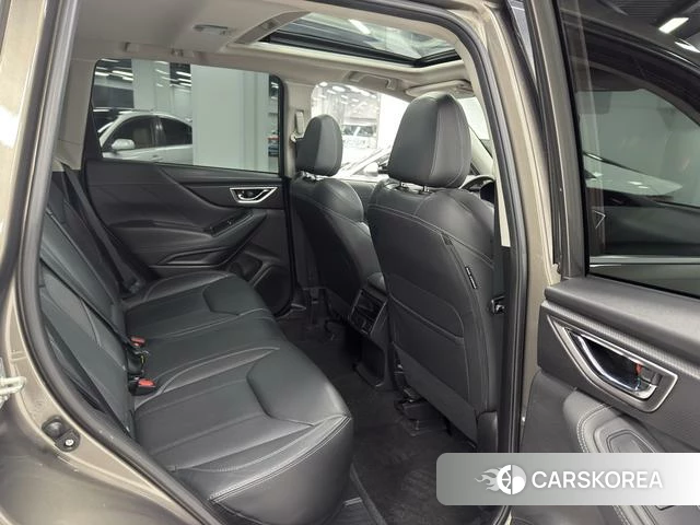 Subaru FORESTER Forester id 3890484 из Китая 18
