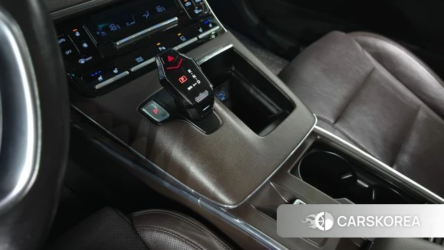 Hyundai The New Grandeur IG id 3916809 из Кореи 18