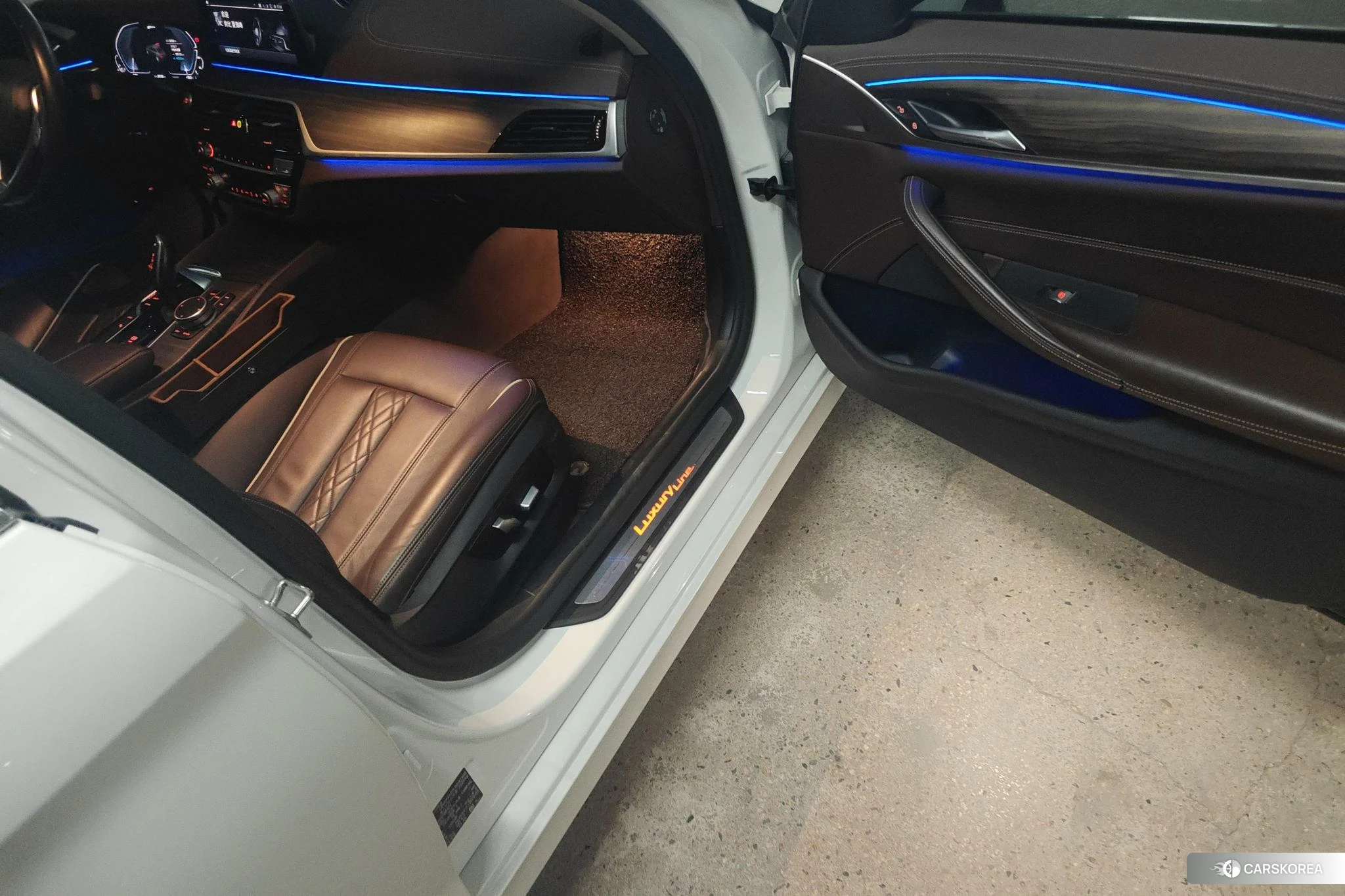 BMW 5 series PHEV id 4452249 из Китая 15