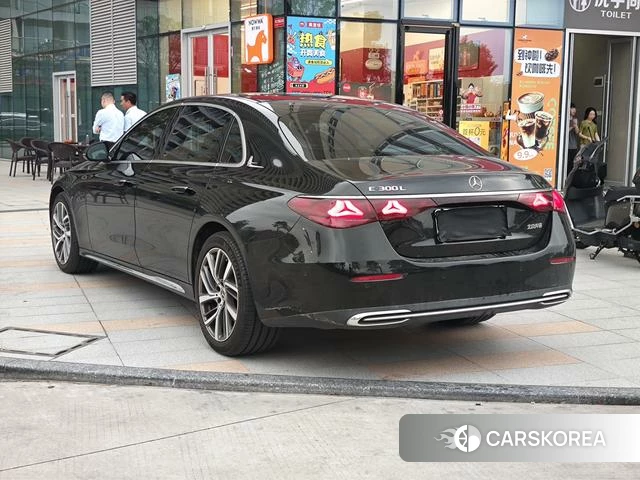 Mercedes-Benz E-class id 4299517 из Китая 8