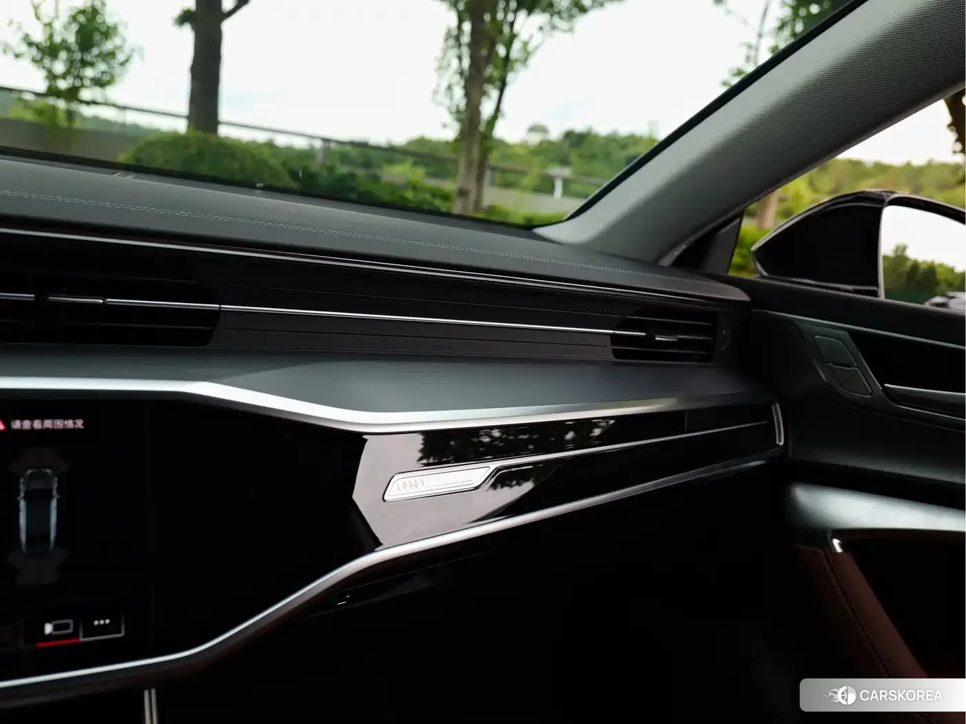 Audi A7L id 4577675 из Китая 15
