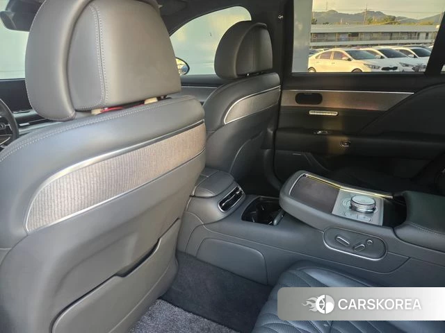 Genesis G90 (RS4) id 4871848 из Кореи 17