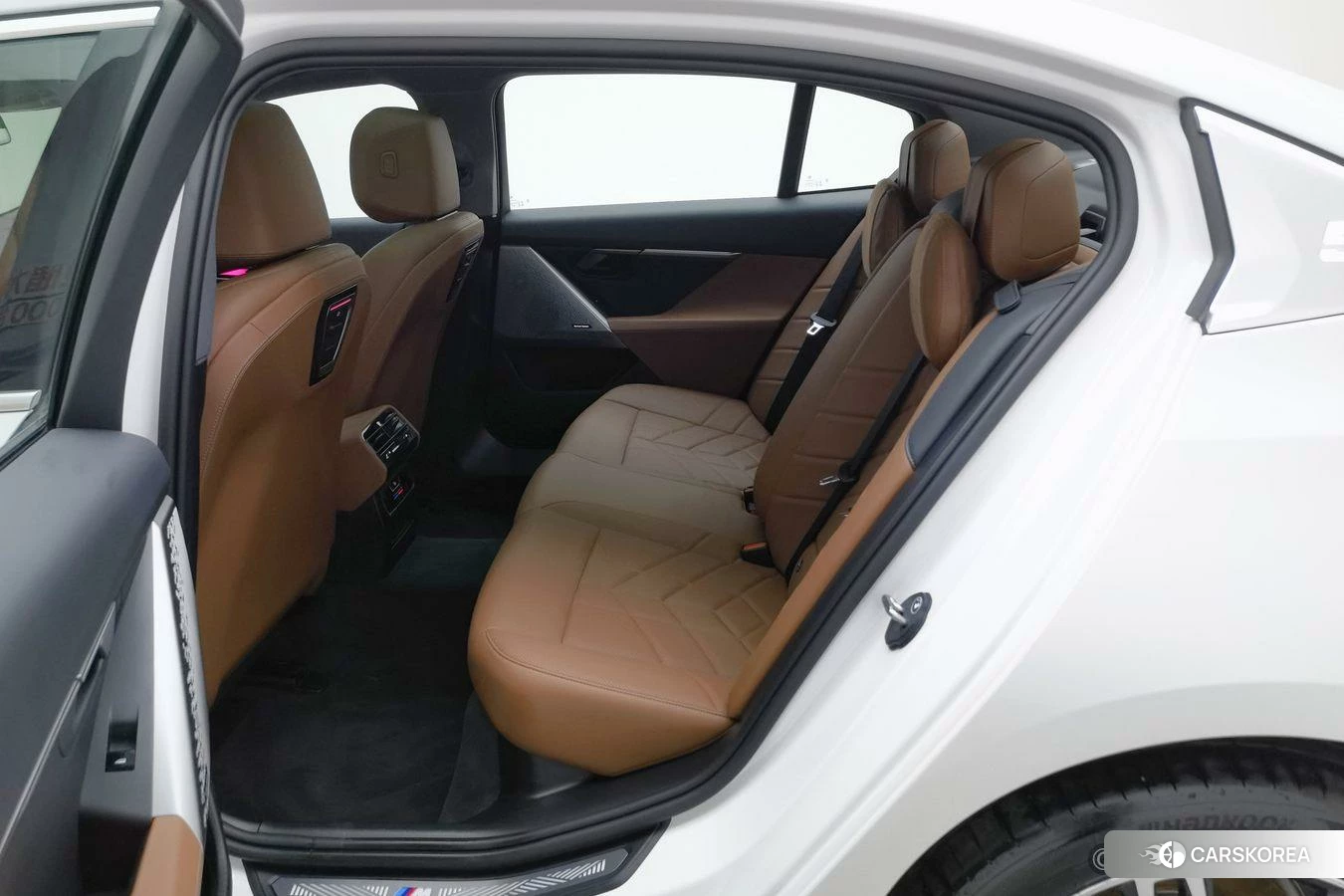 BMW 5 series id 4479245 из Китая 22