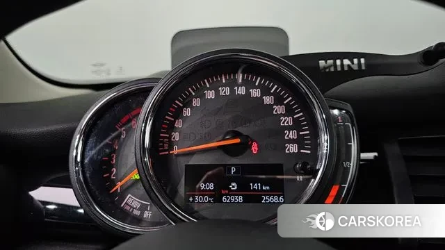 Mini Cooper D id 3095968 из Кореи 18