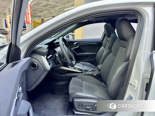 Audi A3 id 4261346 из Китая 12