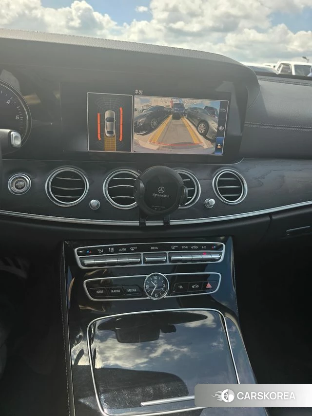 Mercedes-Benz E-Class W213 id 4637565 из Кореи 17