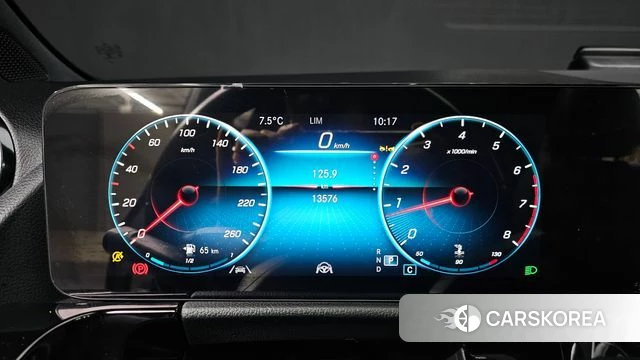 Mercedes-Benz GLA - Class H247 id 3897431 из Кореи 18