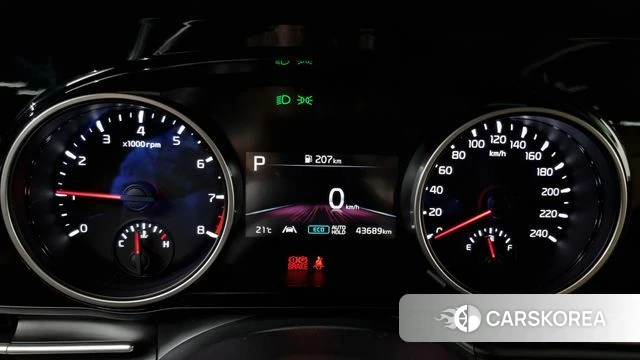 Kia Carnival 4th generation id 4443103 из Кореи 18