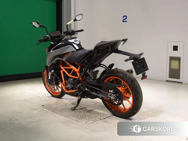 KTM 390 DUKE id 4320499 из Японии 8