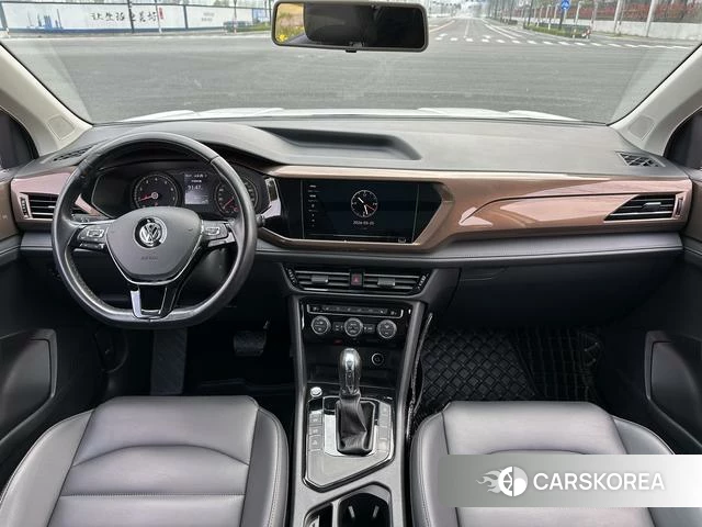 Volkswagen Tuyue id 4236332 из Китая 20