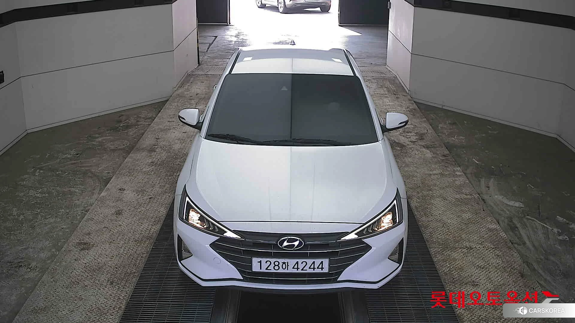 Hyundai Avante id 3881984 из Кореи 34