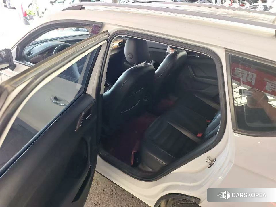 Volkswagen Tuyue id 4512618 из Китая 8