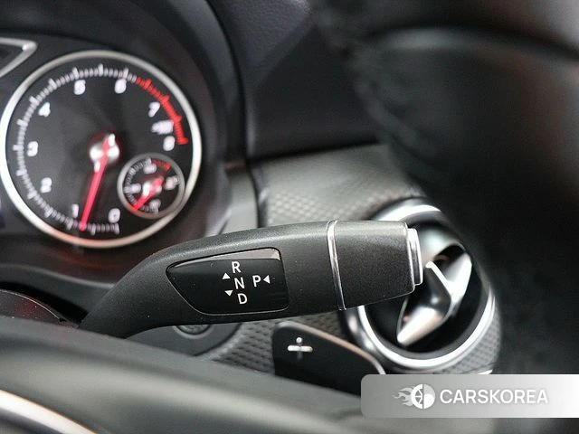 Mercedes-Benz A-Class W176 id 3814405 из Кореи 18