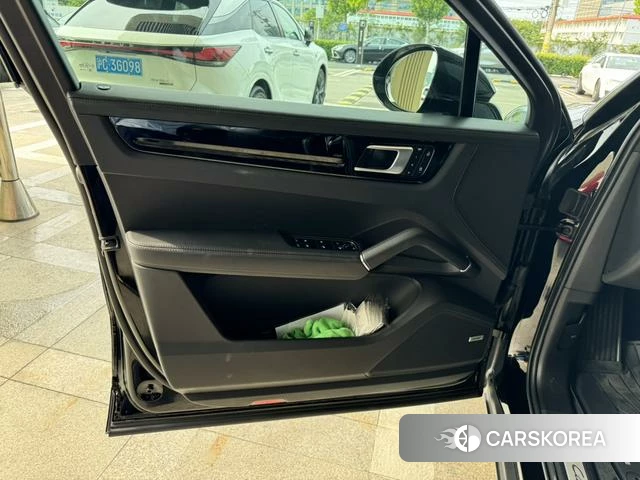 Porsche Cayenne Coupé id 4239955 из Китая 16