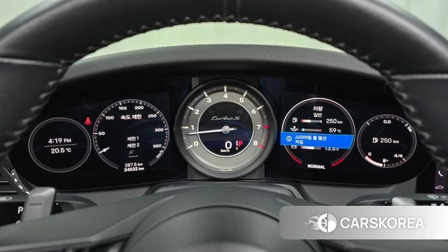 Porsche 911(992) id 3941743 из Кореи 18