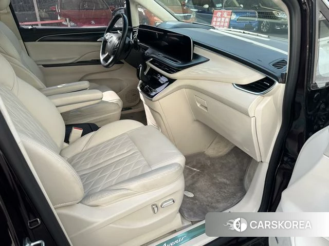 Buick GL8 id 4239880 из Китая 16