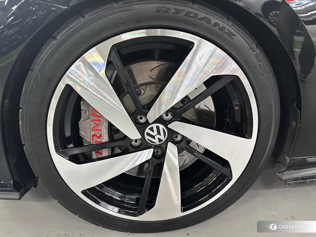 Volkswagen Golf id 4559773 из Китая 17