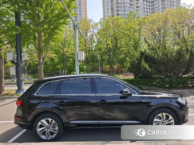 Audi Q7 id 4259196 из Китая 17