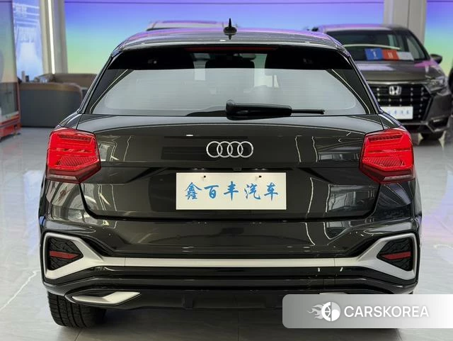 Audi Q2L id 4359336 из Китая 10