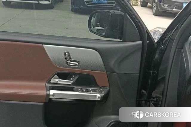 Mercedes-Benz GLB id 4313426 из Китая 11