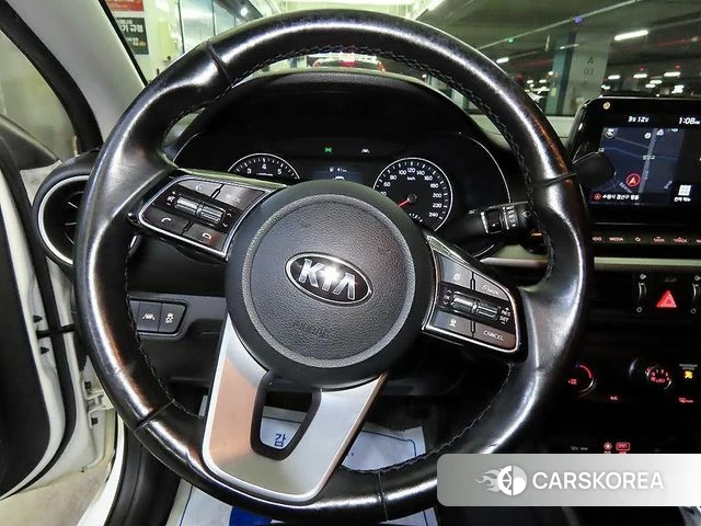 Kia Come New K3 id 4180647 из Кореи 18