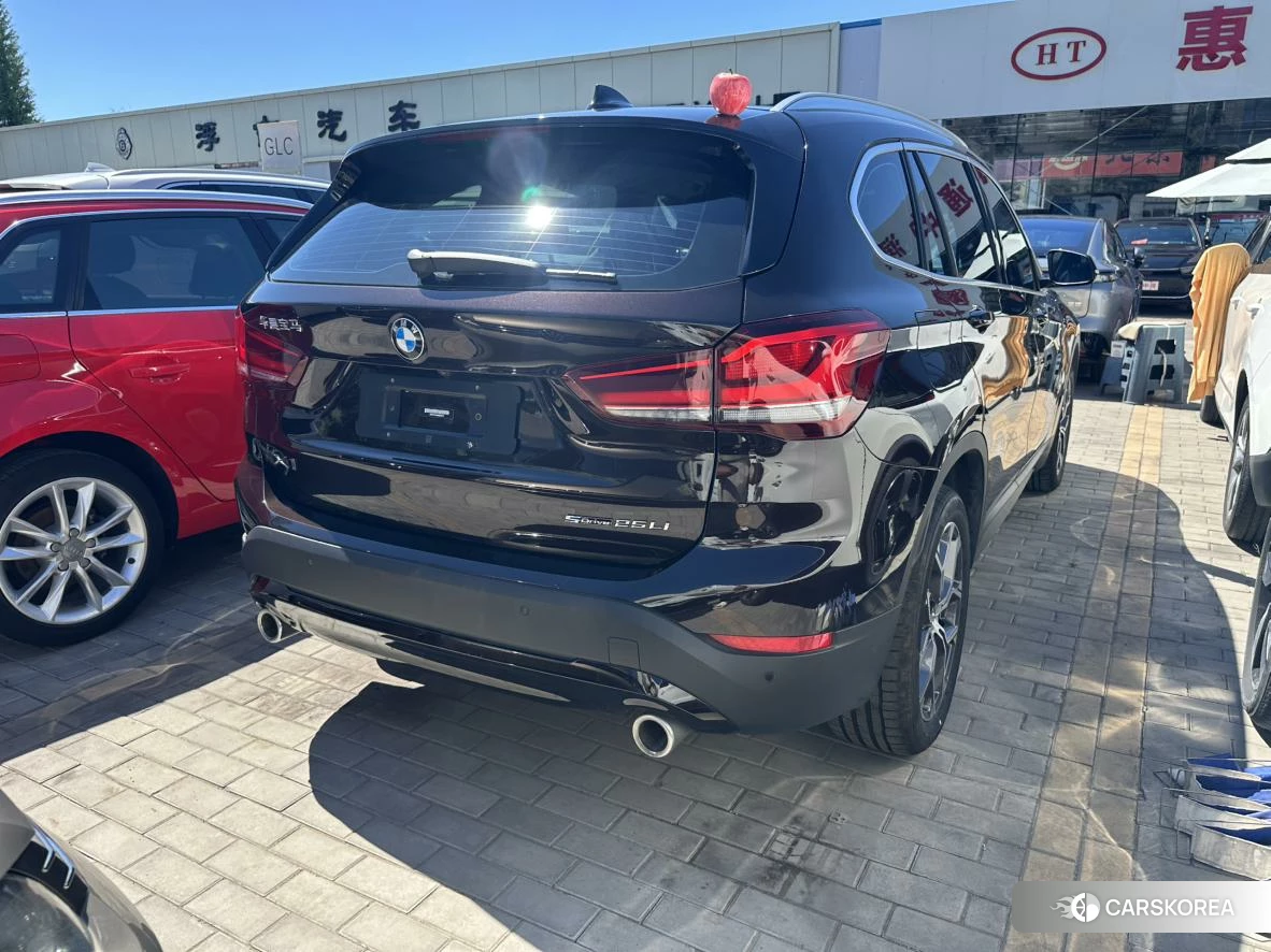 BMW X1 id 4512635 из Китая 8