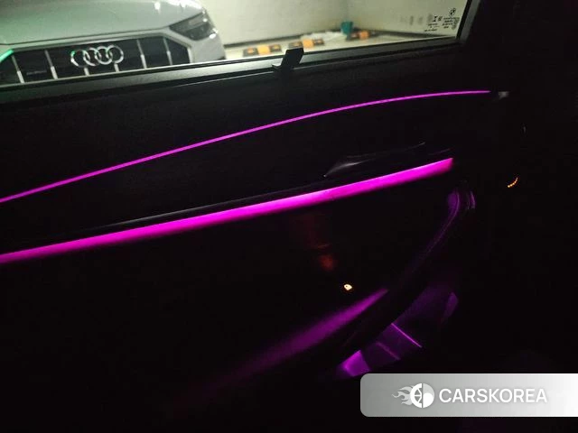 BMW 5 Series (G30) id 3885947 из Кореи 18