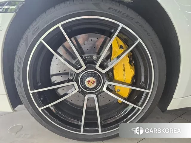 Porsche 911(992) id 3098022 из Кореи 18