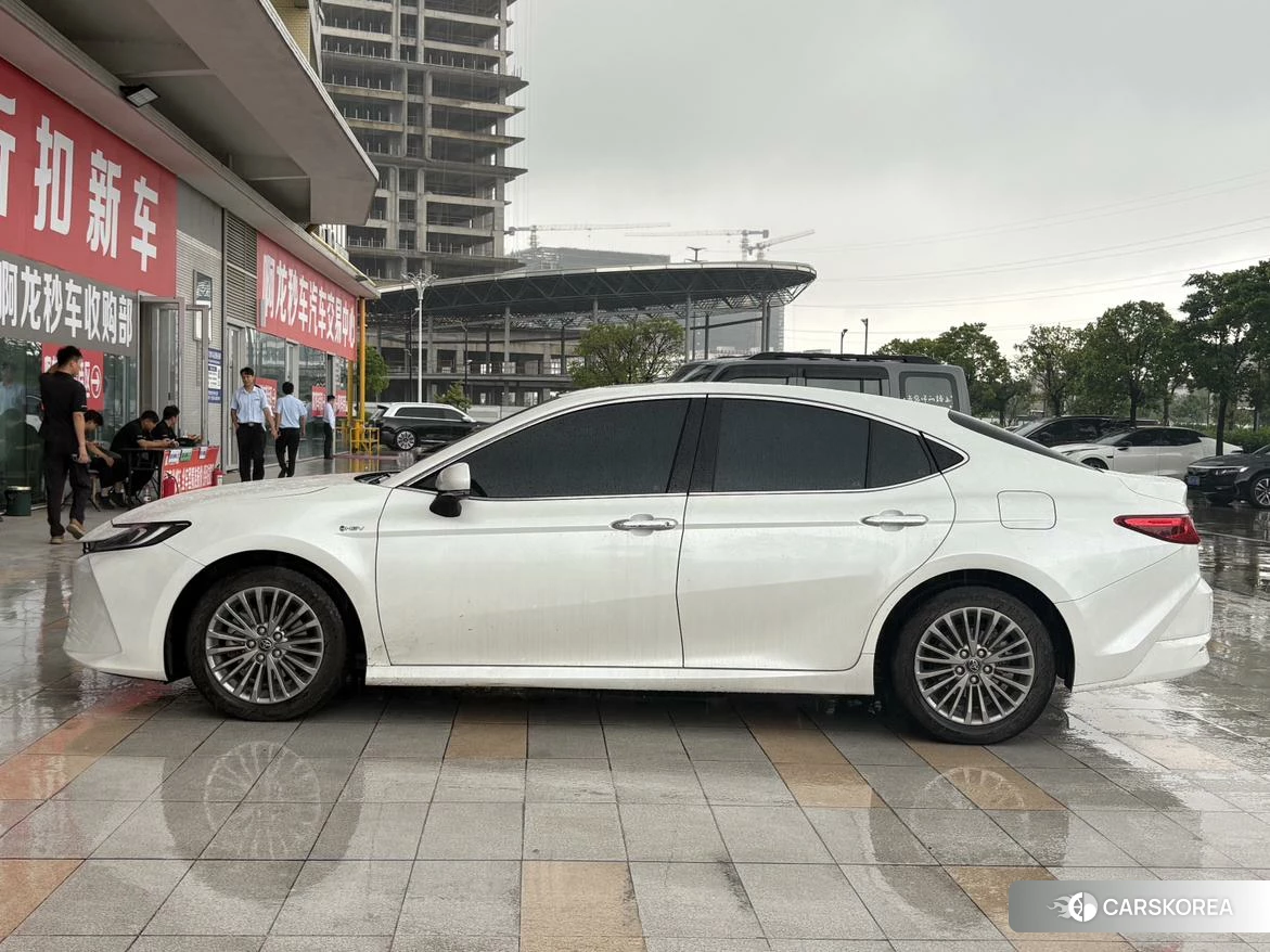 Toyota Camry id 4515033 из Китая 8