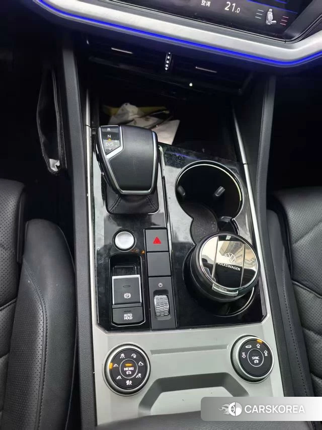 Volkswagen Touareg id 4208917 из Китая 9