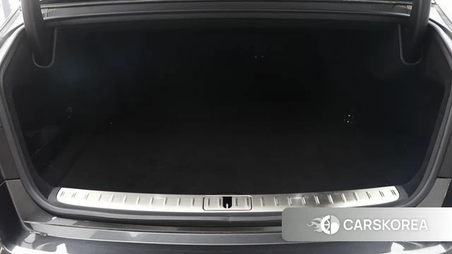 Genesis G90 (RS4) id 3832020 из Кореи 18