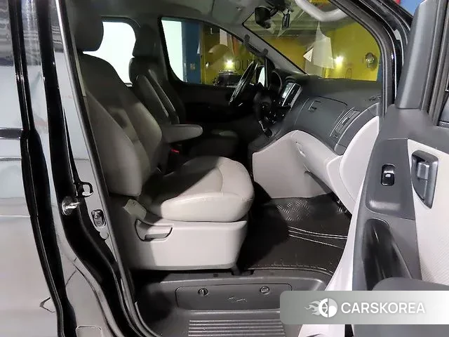 Hyundai The New Grand Starex id 3041943 из Кореи 18