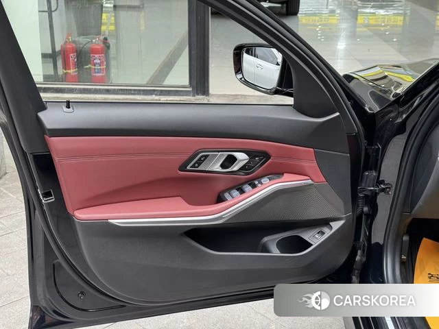 BMW 3 series id 4271176 из Китая 19