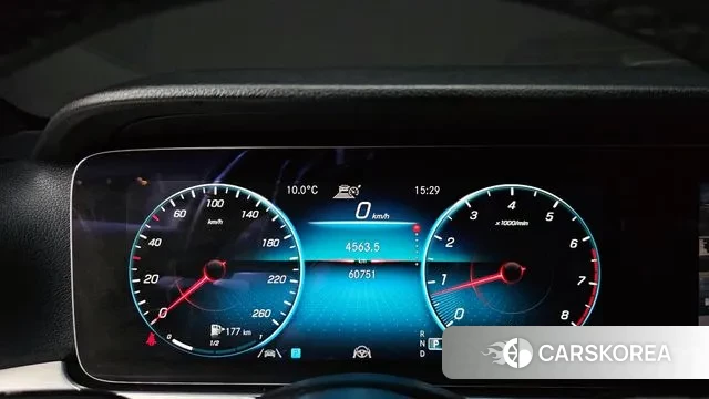 Mercedes-Benz E-Class W213 id 3752909 из Кореи 18