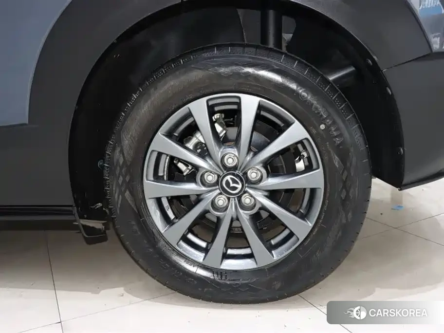 Mazda CX-30 id 4538746 из Китая 18