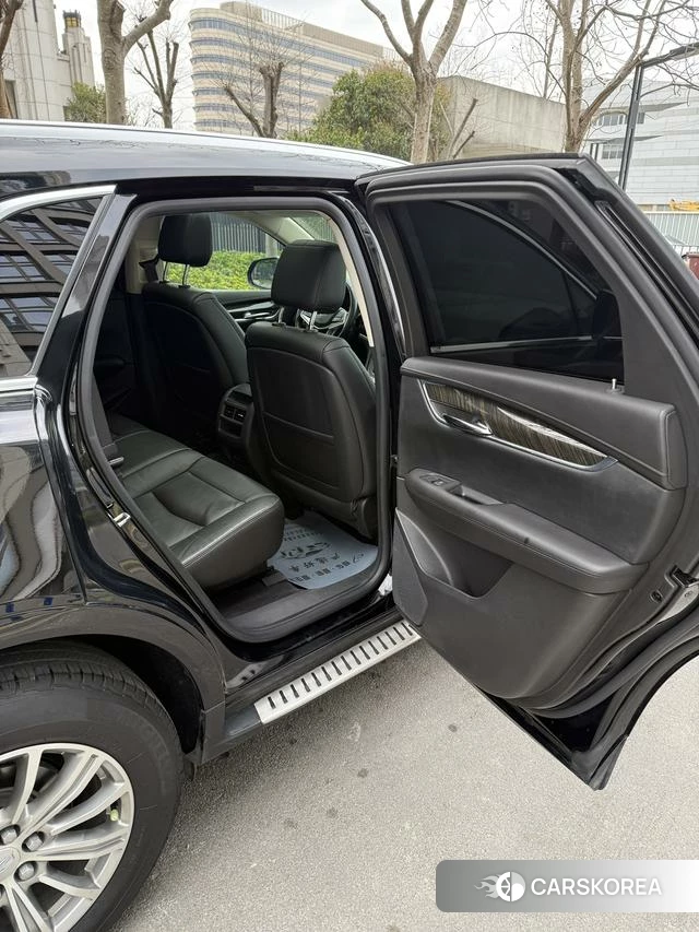 Cadillac XT5 id 4211010 из Китая 16
